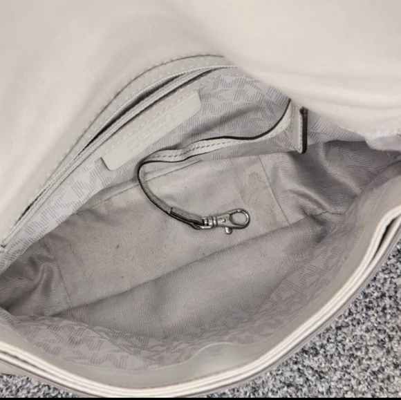 Michael Kors Taupe Pebble Leather Adjustable Chain Strap Crossbody Versatile Bag - Picture 9 of 9